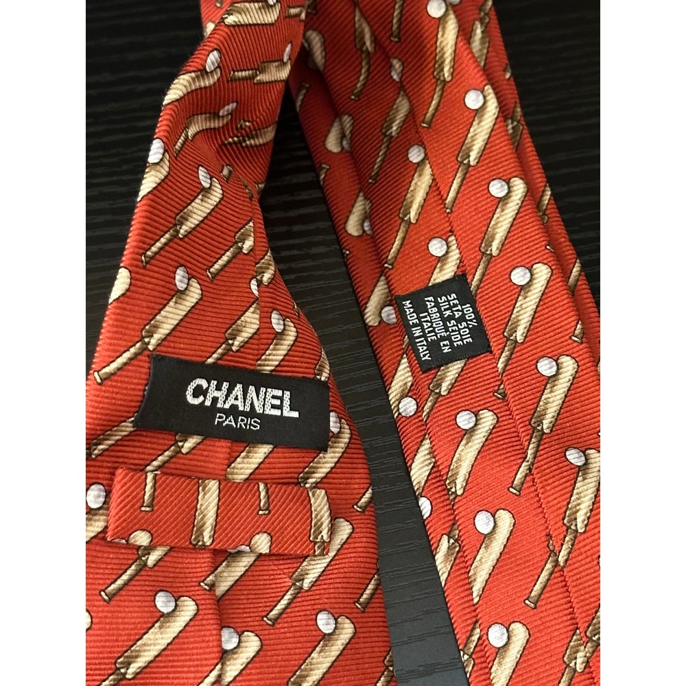 Chanel Paris Mens Silk Tie Orange Red Cricket Bat Ball Novelty Print Made Italy - Picture 3 of 3